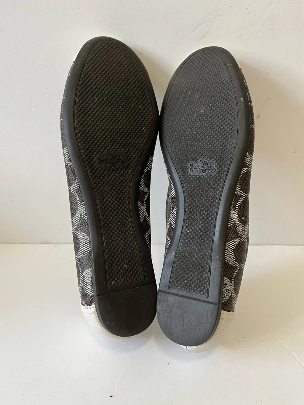 Coach Brown Signature Canvas White Cap Toe Ballet Flats Size 7.5B
